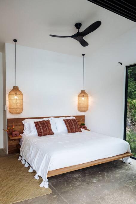 Villa Lila: Ocean View Luxury Villa, BRAND NEW photo 2