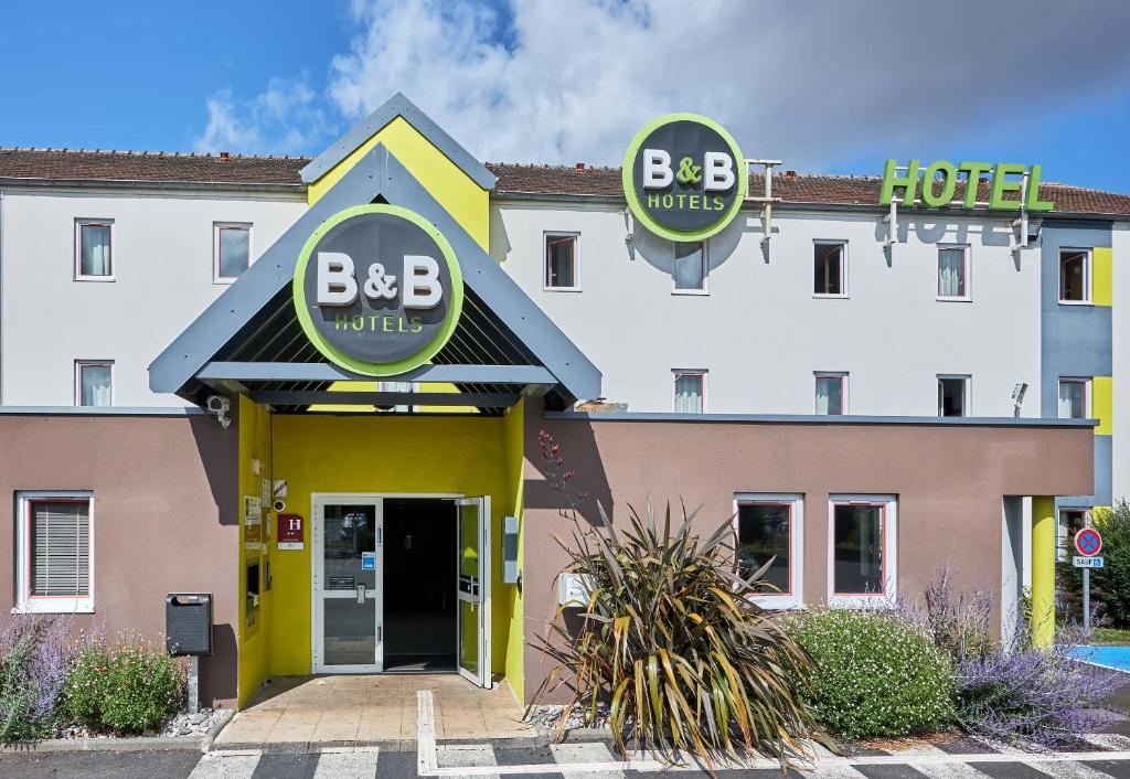 B&B HOTEL Caen Mémorial photo 1