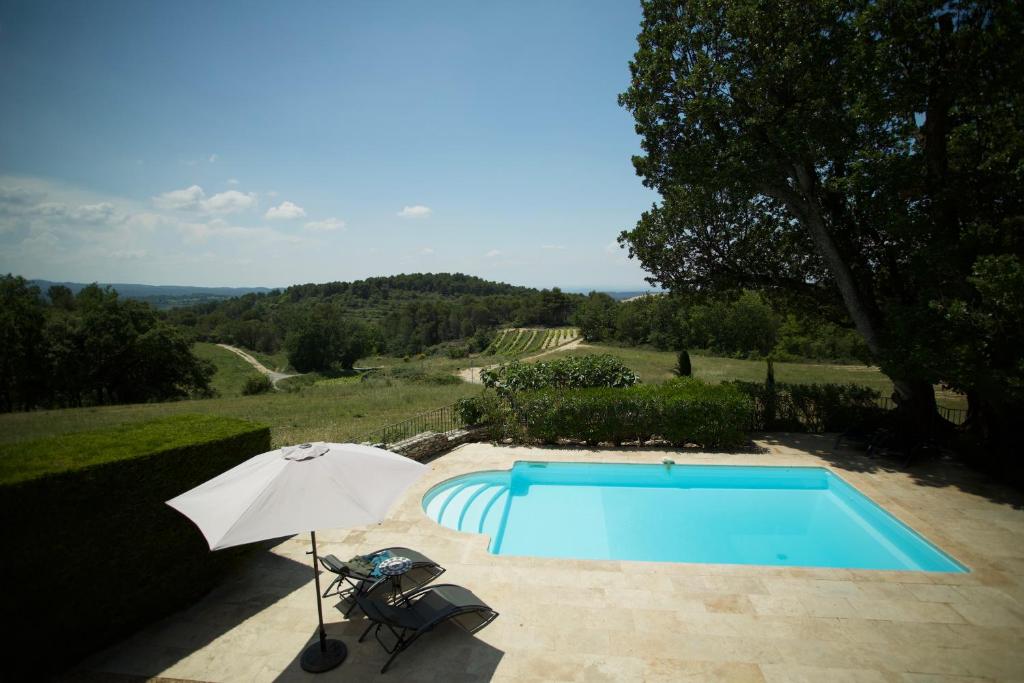 La Paradisse – exceptional Provençal farmhouse (18th century) photo 3
