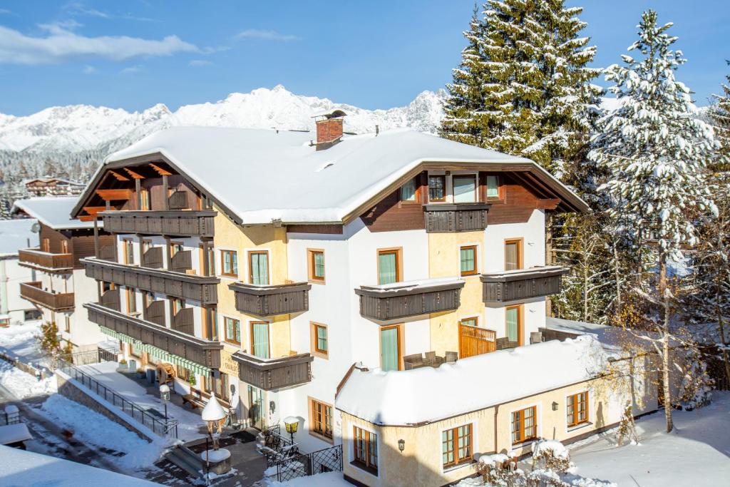 Appartement- und Wellnesshotel Charlotte - 3 Sterne Superior photo 1