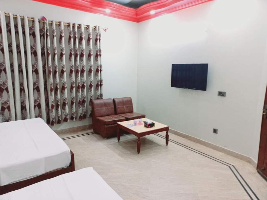 Gulshan Family Guest House Near Millennium Mall photo 4
