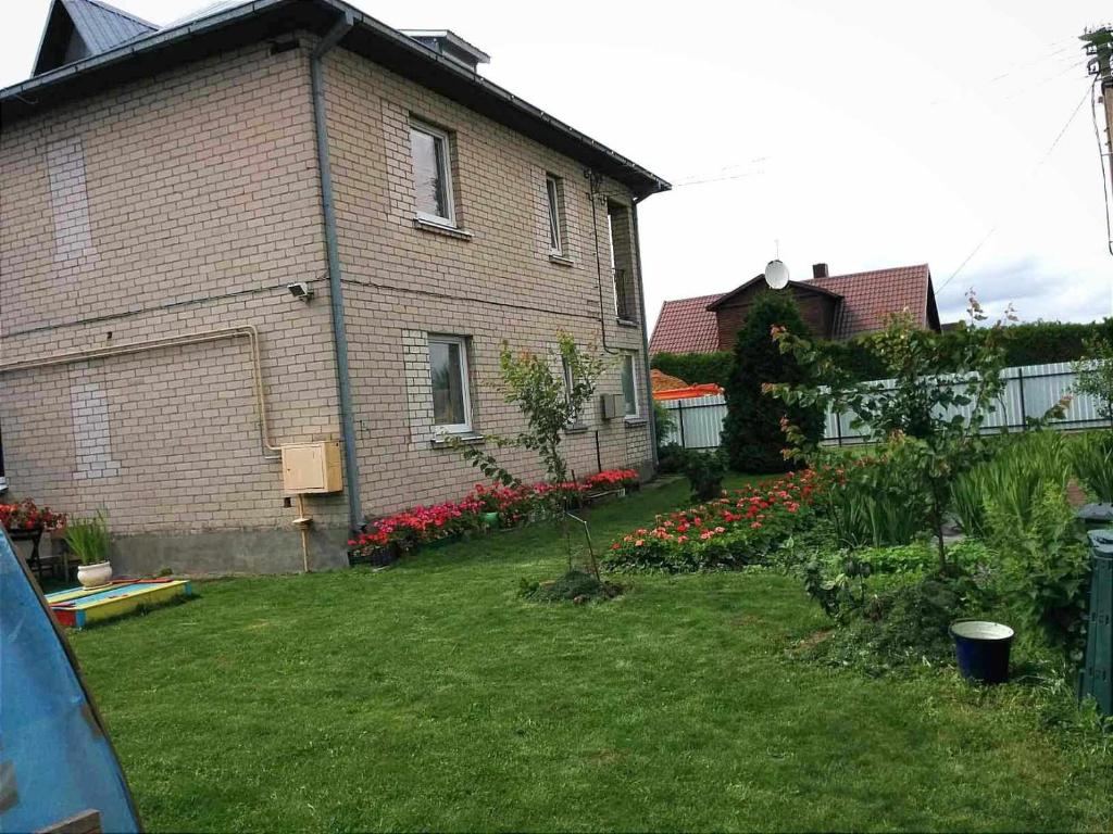 Town House photo 2