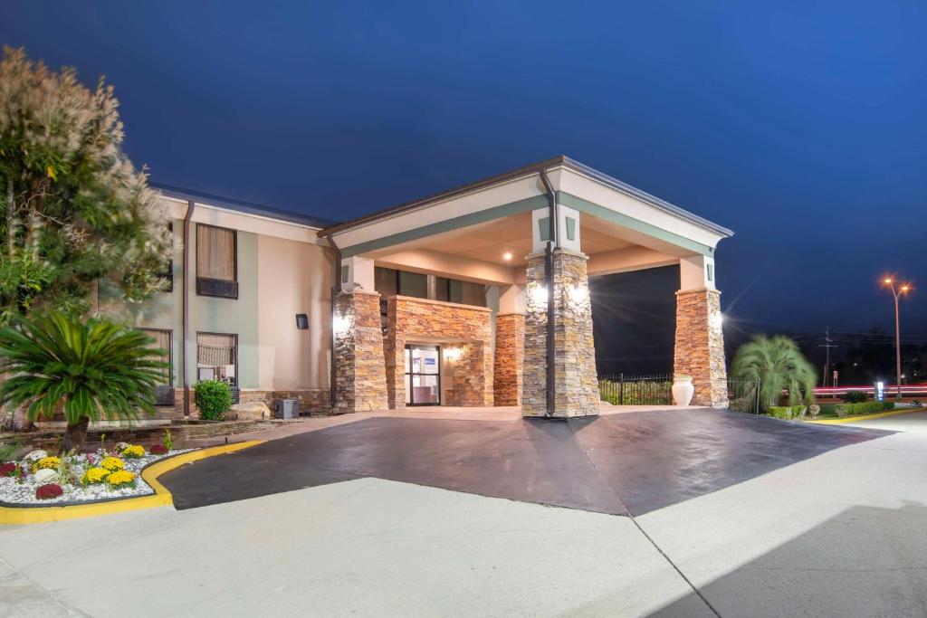Best Western Bayou Inn photo 1