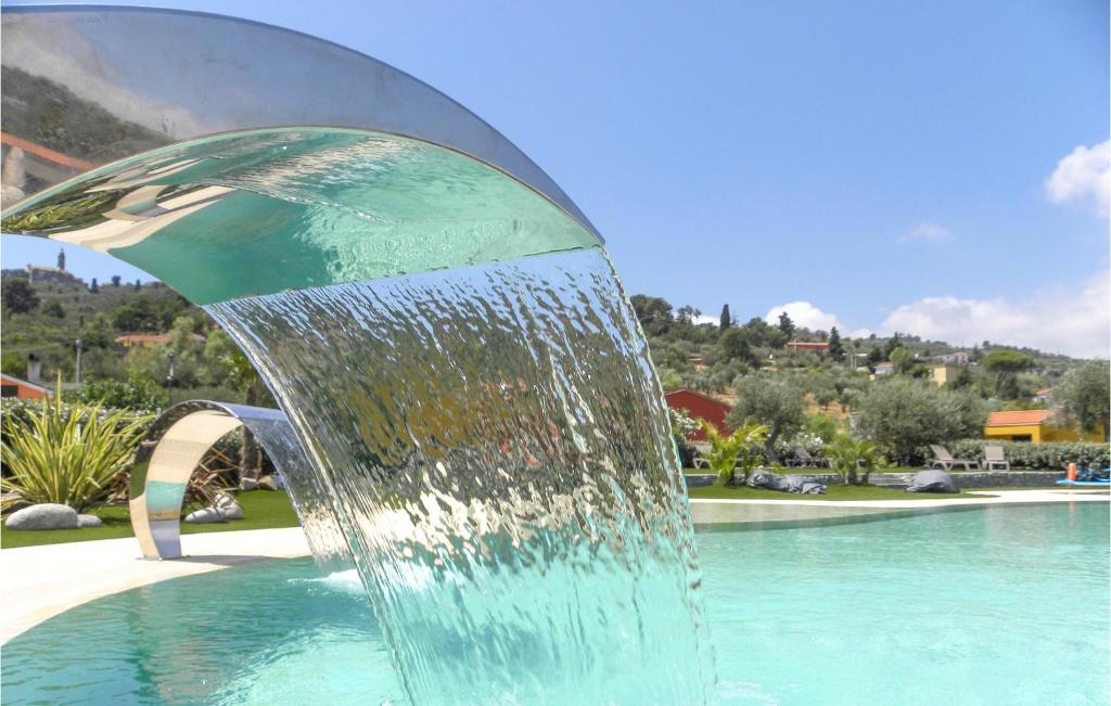 1 Bedroom Beautiful Home In Imperia photo 4