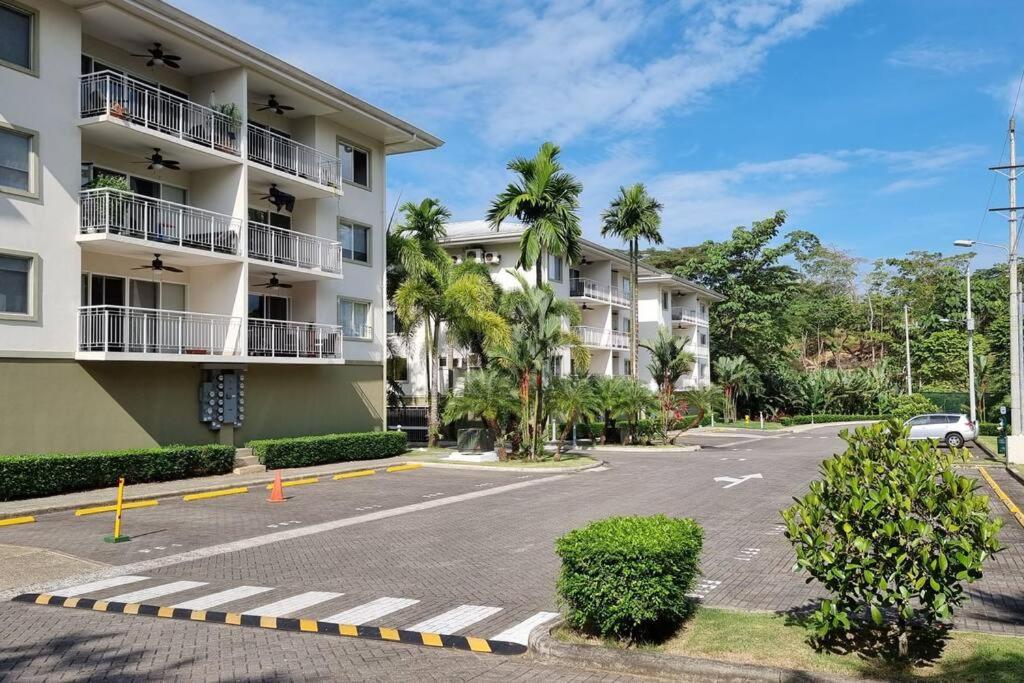 Condominio cerca Playa Bonita Limón