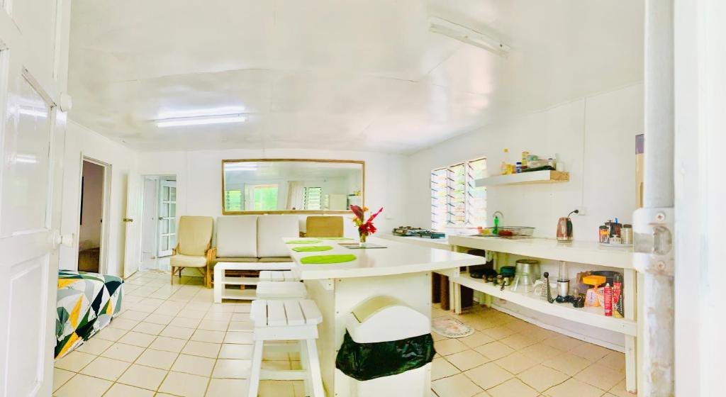 Tonga Cottage - Triple Room with Shared Facilities photo 2
