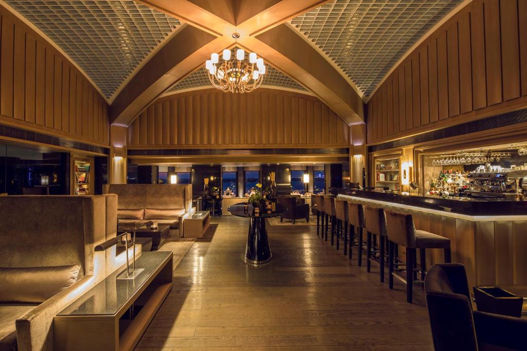 Key Hotel