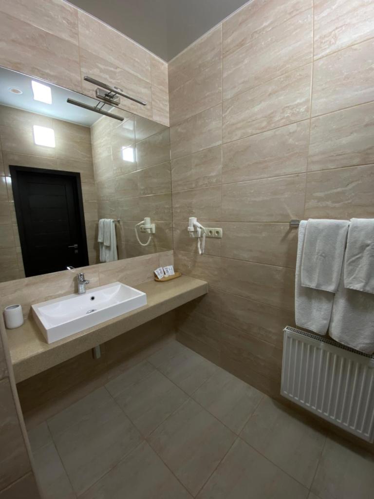 Status Hotel photo 3