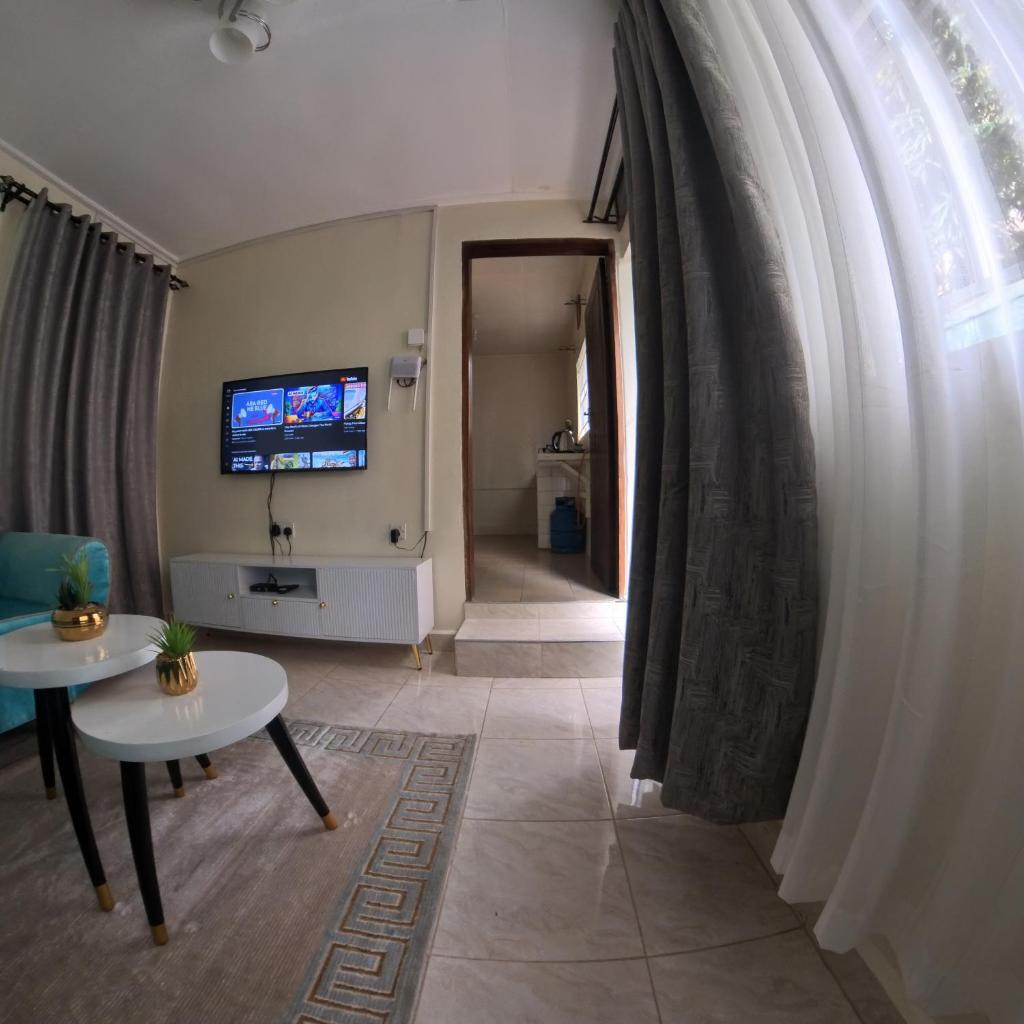 Kwame's Oasis photo 1