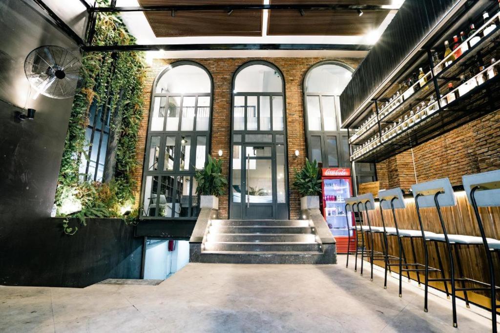 MinT Hotel - 22 Đỗ Quang Đẩu, Q1 - by Bay Luxury