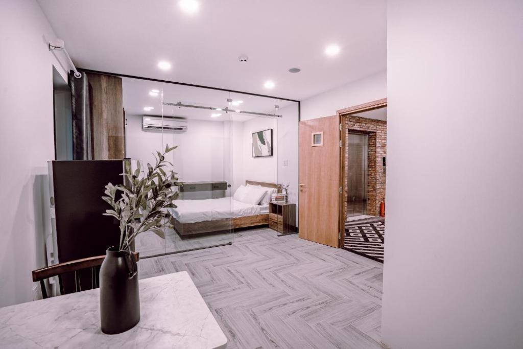 MinT Hotel - 22 Đỗ Quang Đẩu, Q1 - by Bay Luxury