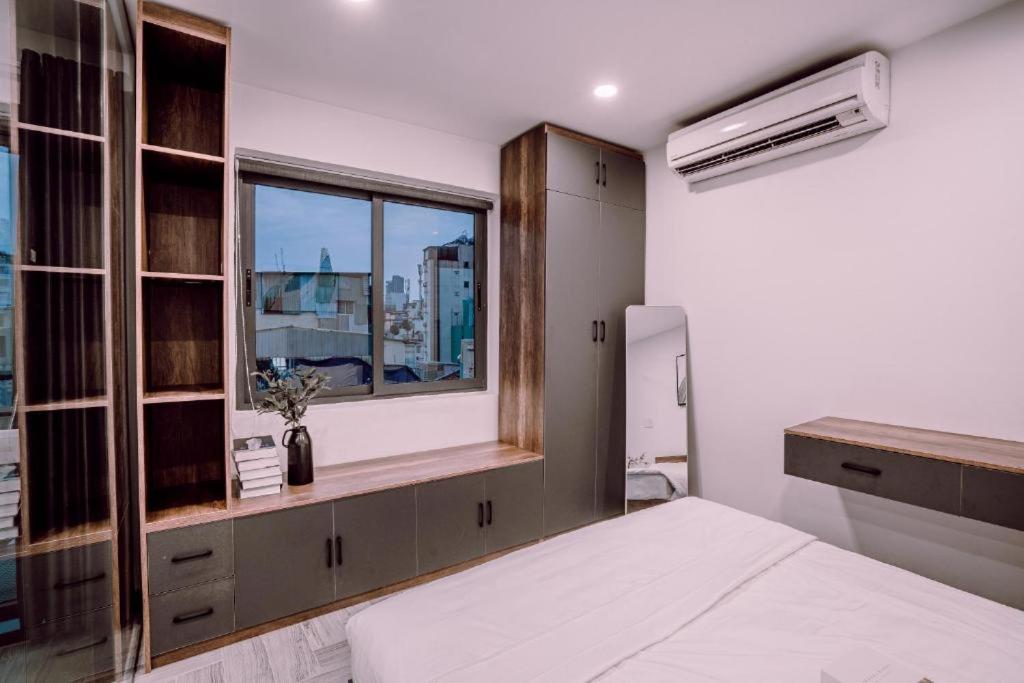 MinT Hotel - 22 Đỗ Quang Đẩu, Q1 - by Bay Luxury