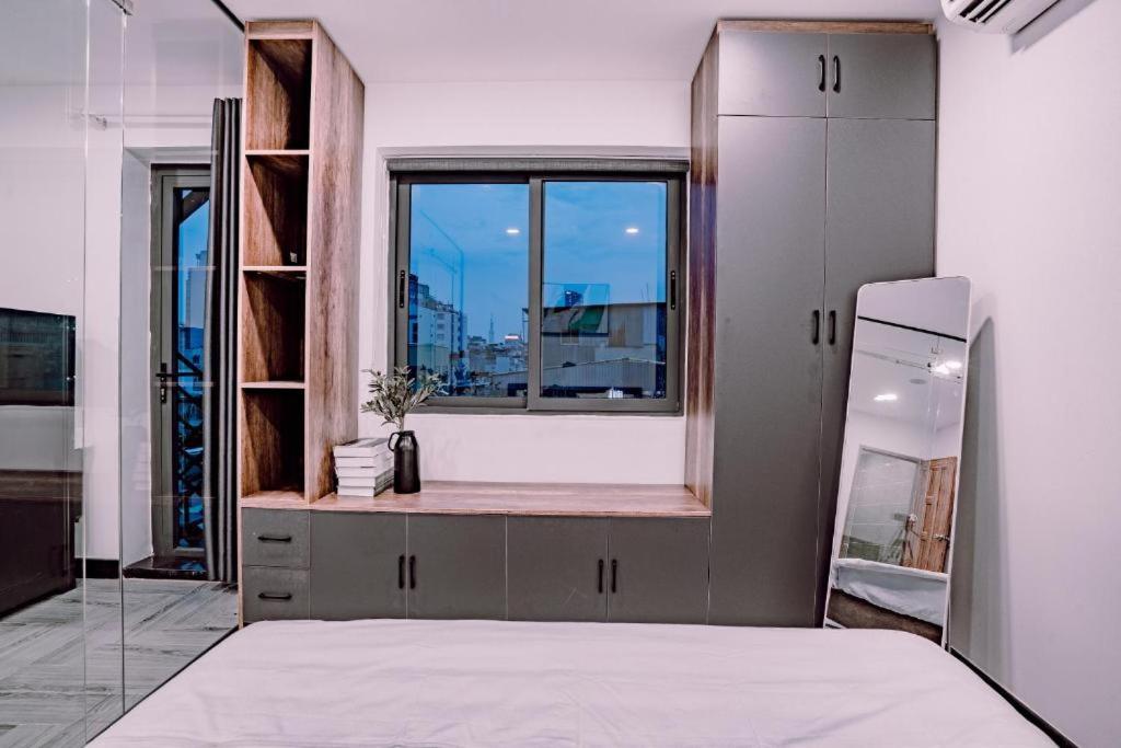 MinT Hotel - 22 Đỗ Quang Đẩu, Q1 - by Bay Luxury