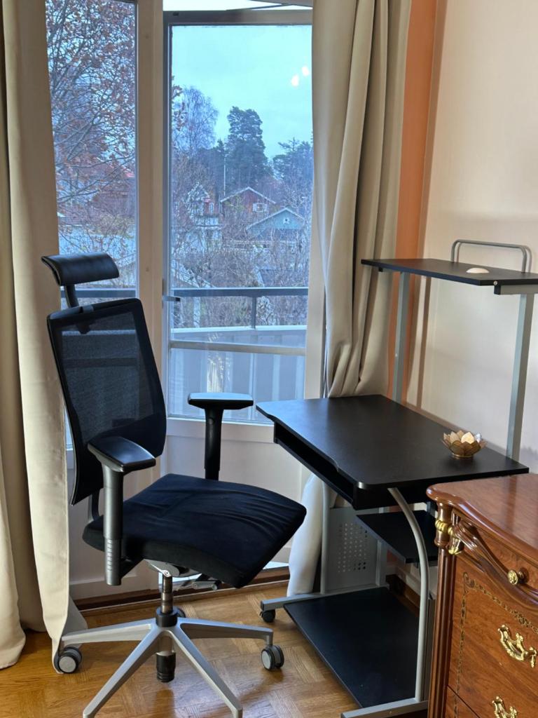 Stockholm City Room for digital Nomads Elegance & Comfort - Tryggt & Privat - Room3 photo 4