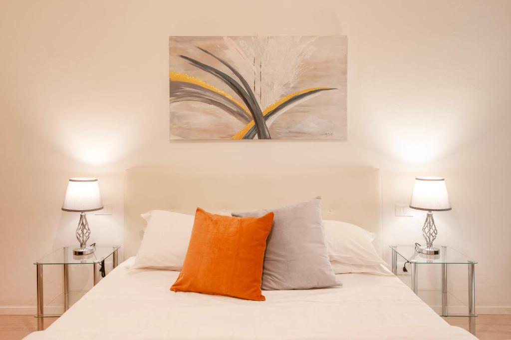 Bargello - Flo Apartments - Tap to explore photos