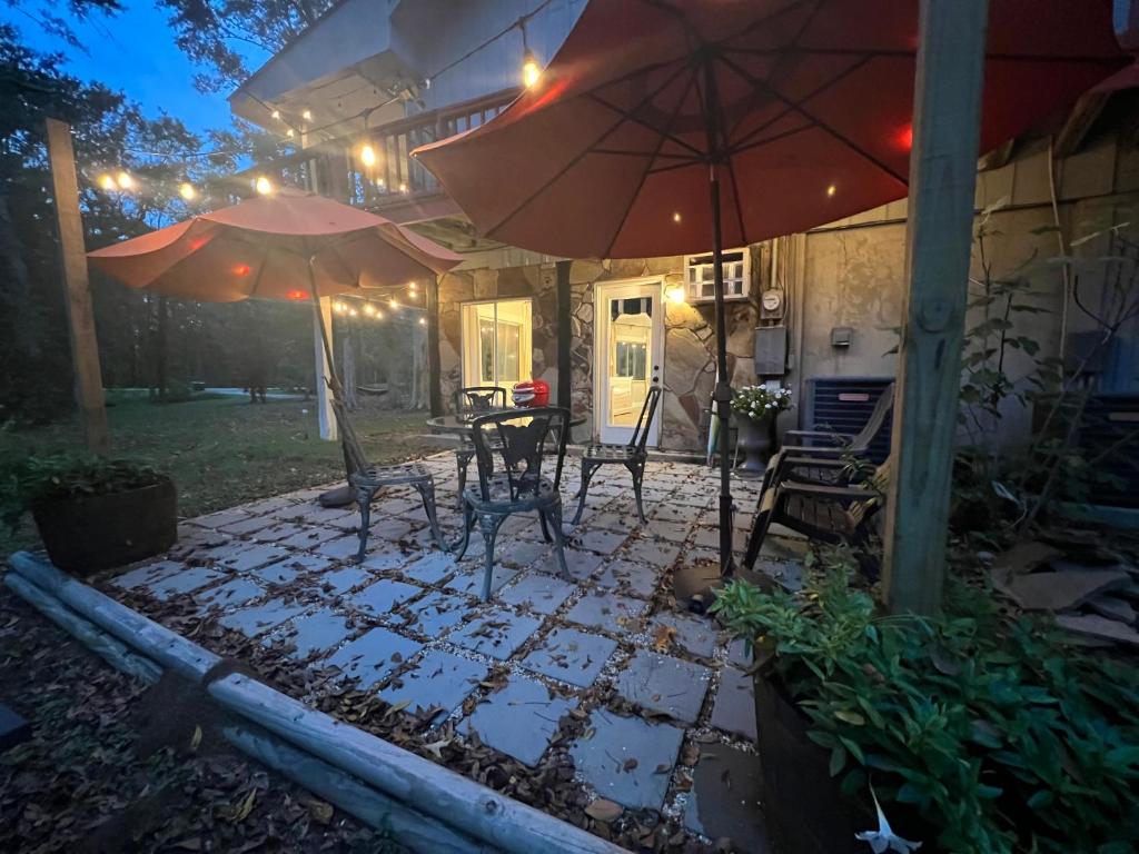 Spacious Old Mandeville Apartment on Bike Path photo 1