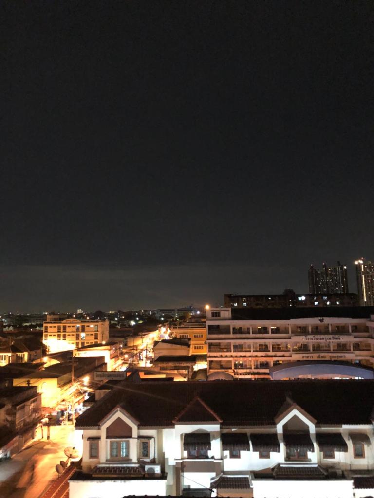 Apartment near Train and Mall -Bangkok photo 1