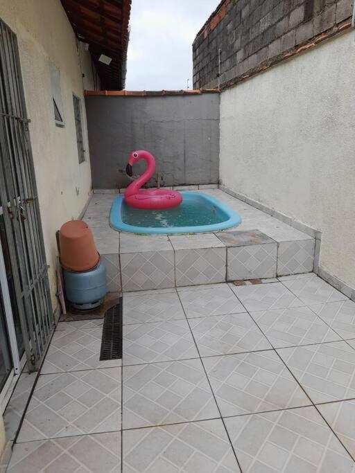 Casa com piscina em Itanhaem photo 1