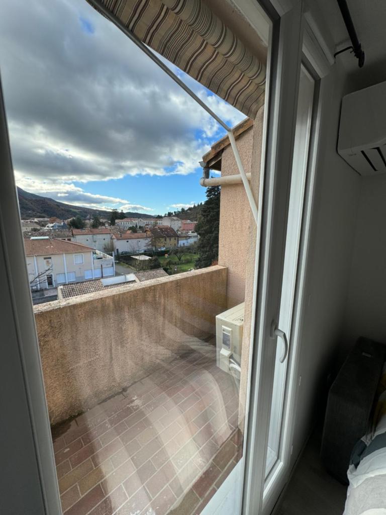 Studio avec terrasse vue sur cousson - 1베드룸 아파트