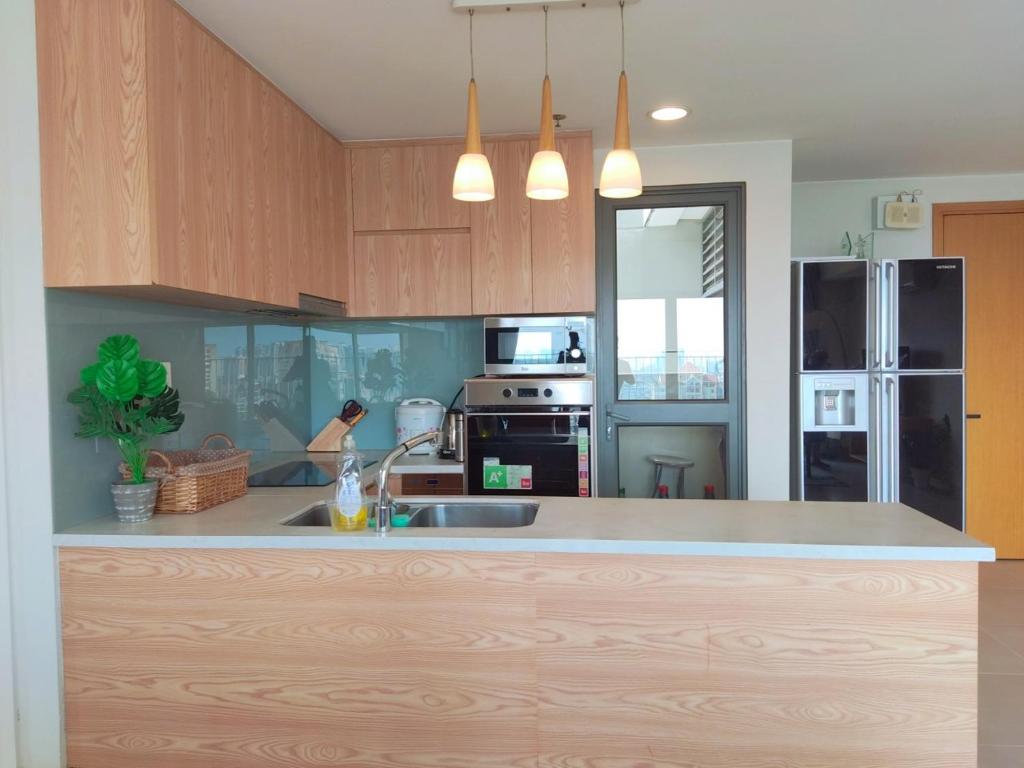 Masteri Thao Dien Comfy Apartment #Nice Balcony #Opening View