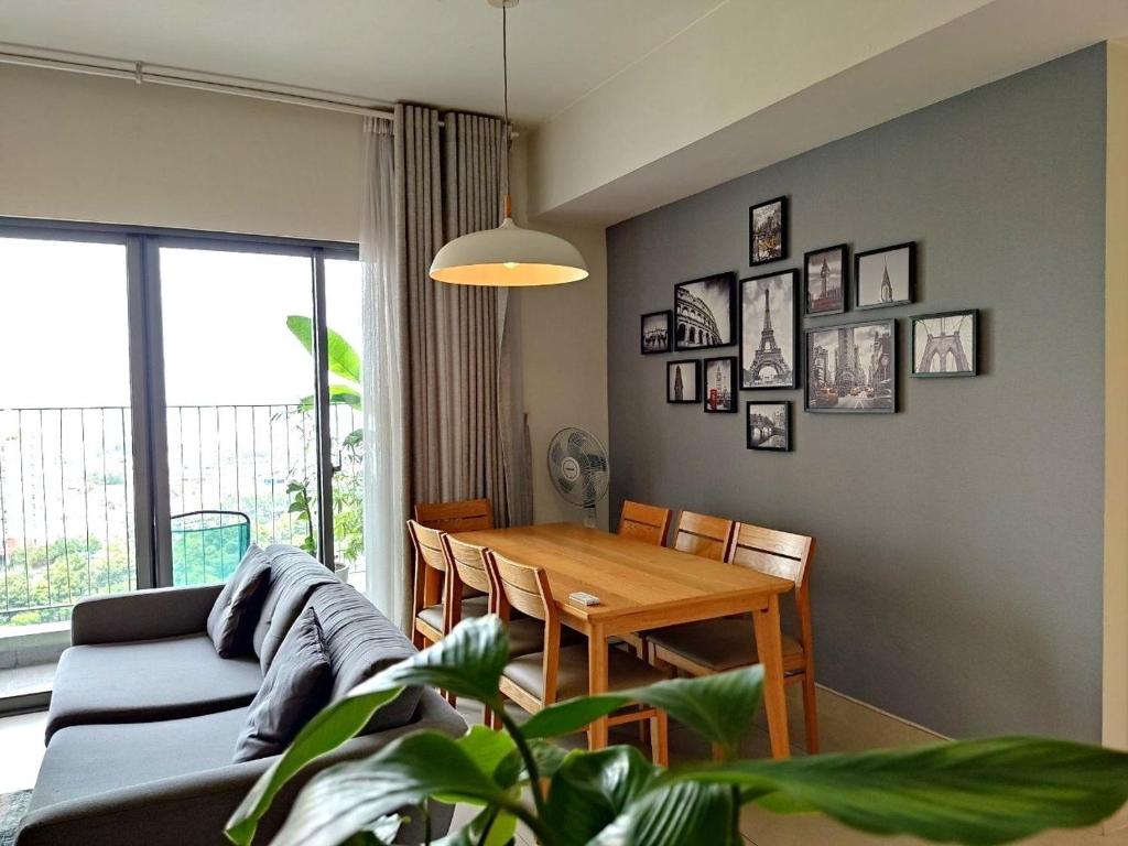 Masteri Thao Dien Comfy Apartment #Nice Balcony #Opening View