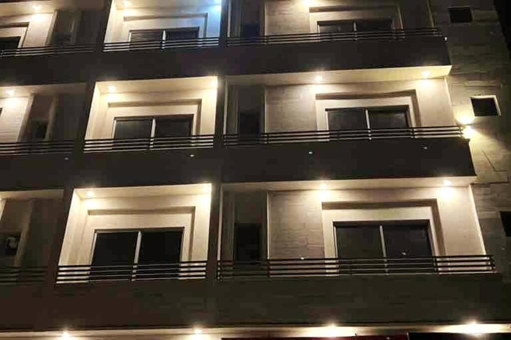 Mici hotel luxury Apartment's Lahore photo 2