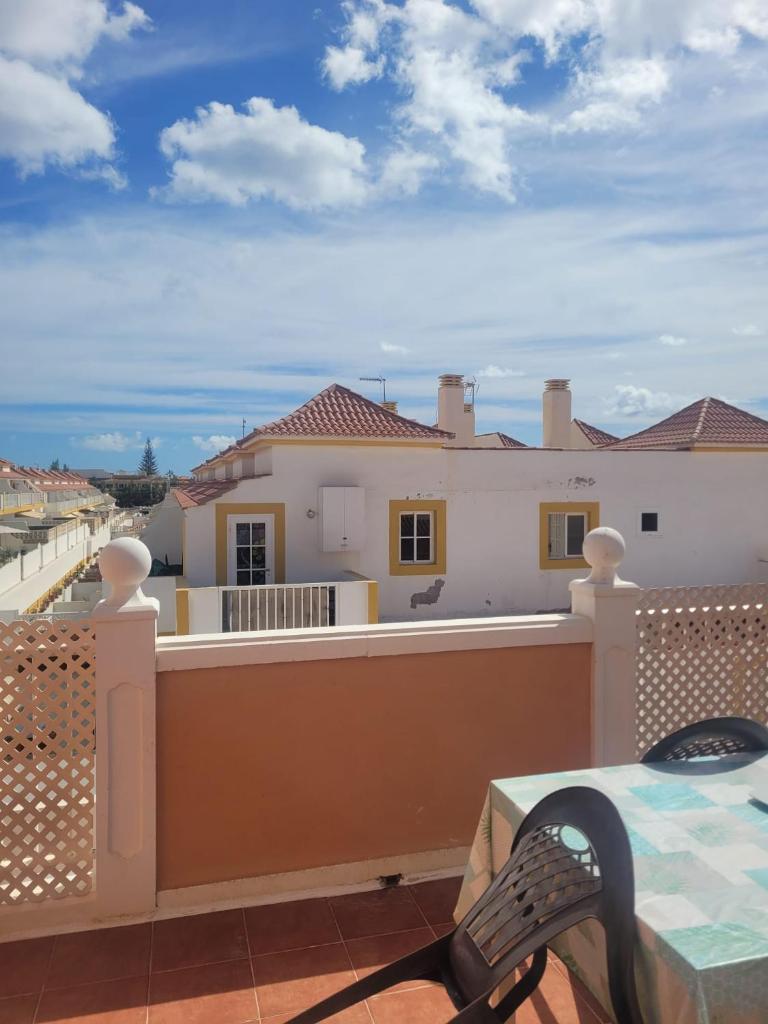 Apartamento funcional en residencial con piscina en inmejorable ubicación en centro de la isla photo 4