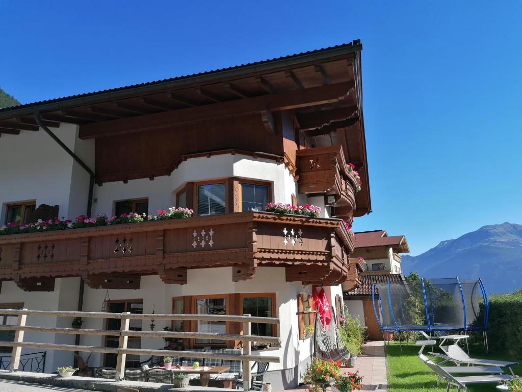 Zellerhof photo 1