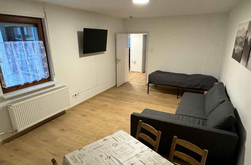 5-room apartment (120 sqm) with 2 bathrooms, 2 kitchens, bar area & balcony directly in the city centre photo 1