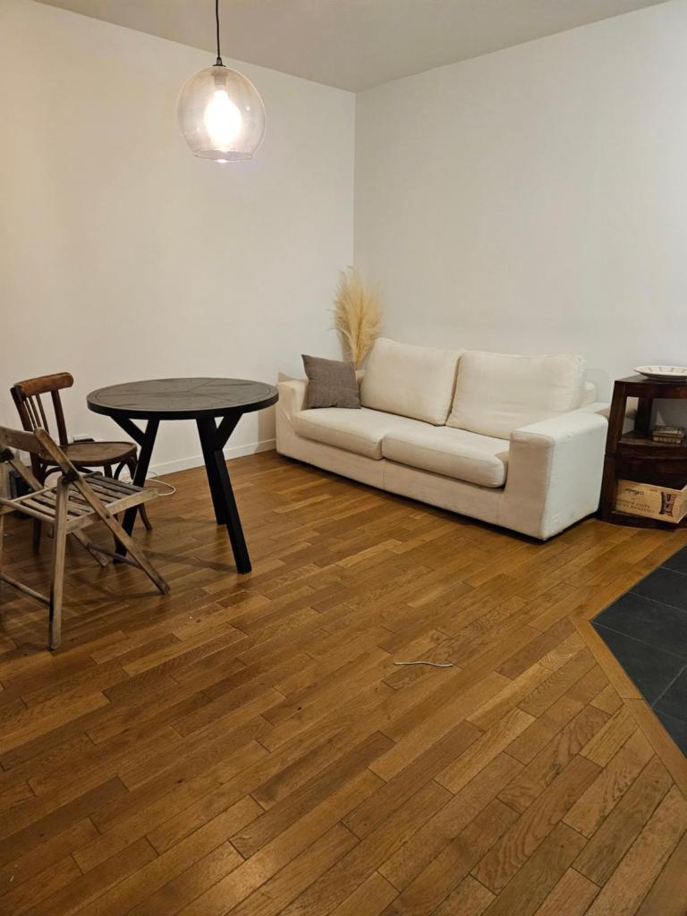Chambre privée dans bel appartement. photo 2