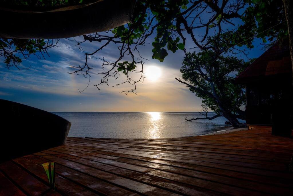 Private Holiday Home Malolo Island photo 1