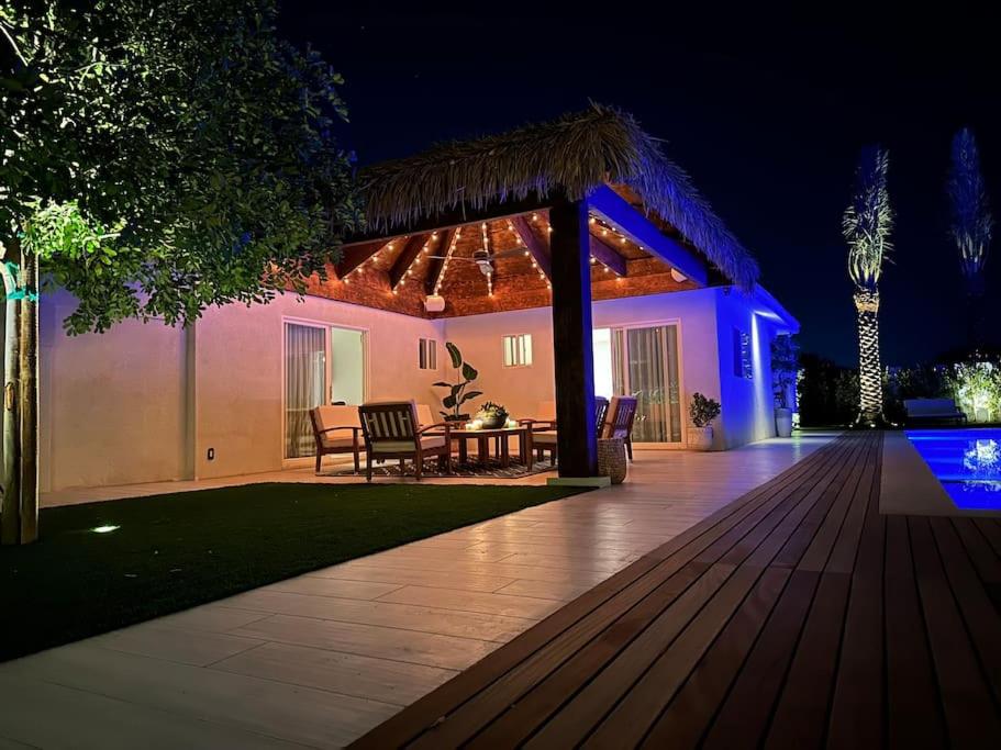 ABC ranch. lovely & party house image
