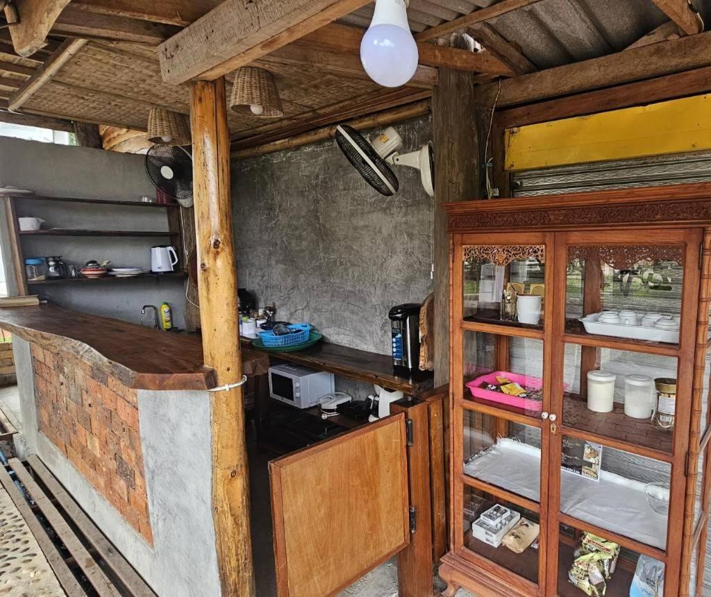 Eden Lanta Bungalow photo 3