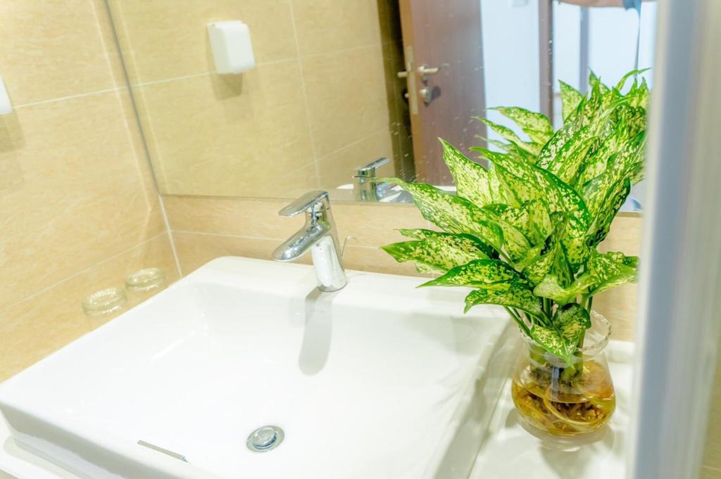 *BOM HOMES* VINHOMES SKYLAKE- 1BR- NEAR KEANGNAM