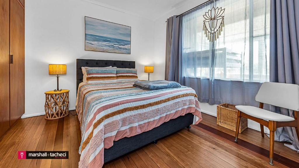 Bermagui Breeze Holiday House 3 bedroom, 18-20 Mumbulla St, Bermagui photo 3