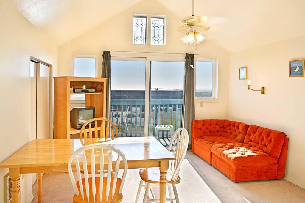Sea Forever Condo image