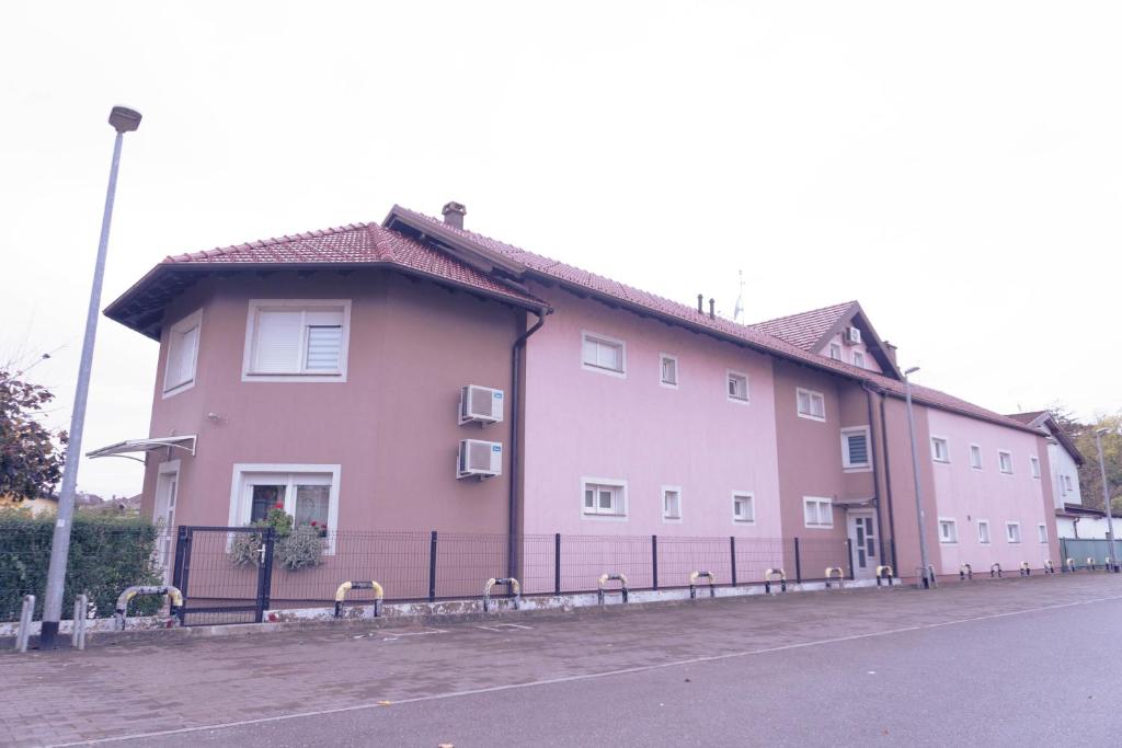 Apartmani Jastreb photo 3