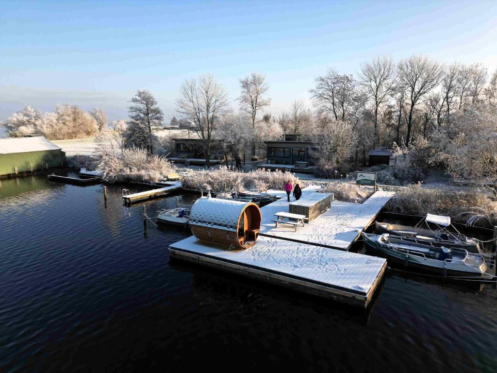 Pean-buiten Waterlodges photo 2