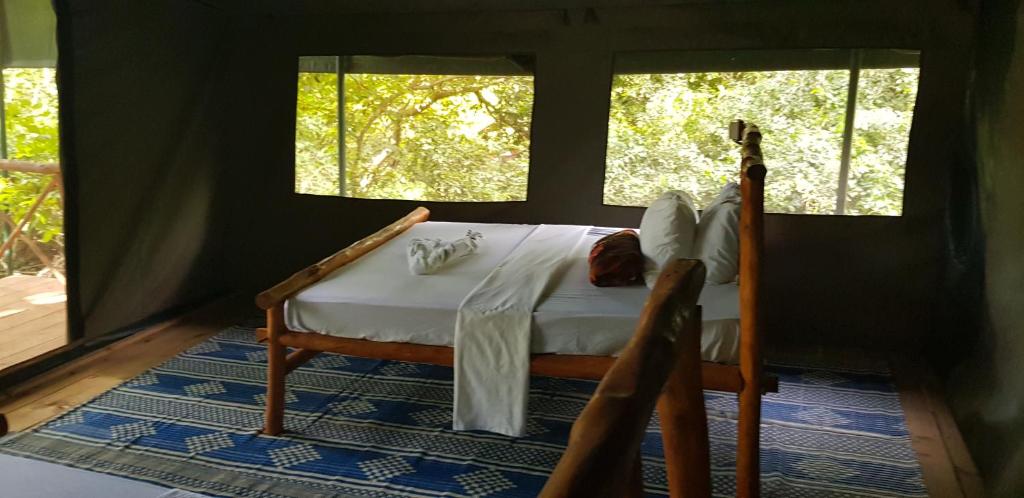 Camp Seluu - Safari Pkg photo 3