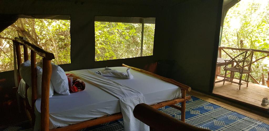 Camp Seluu - Safari Pkg photo 2