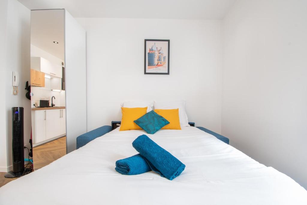L'Appartement des Ducs avec Baignoire Double photo 2
