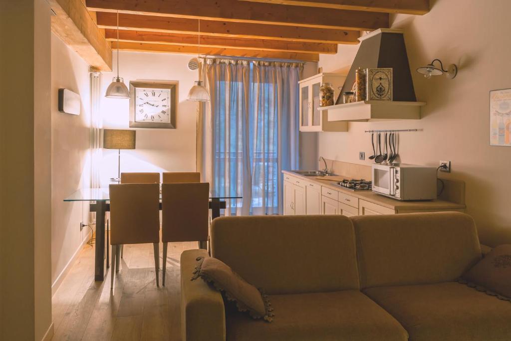 AR Mountains Lodge Villachiara photo 2