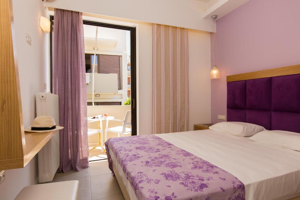 Двухместный (Улучшенный двухместный номер с 1 кроватью), Eltina Hotel
