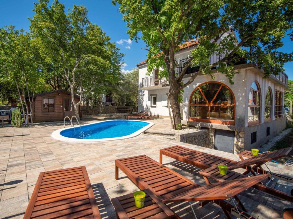 Holiday Home Noveanni by Interhome