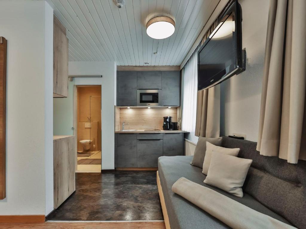 Apartment Chalet Sofie-1 by Interhome photo 2