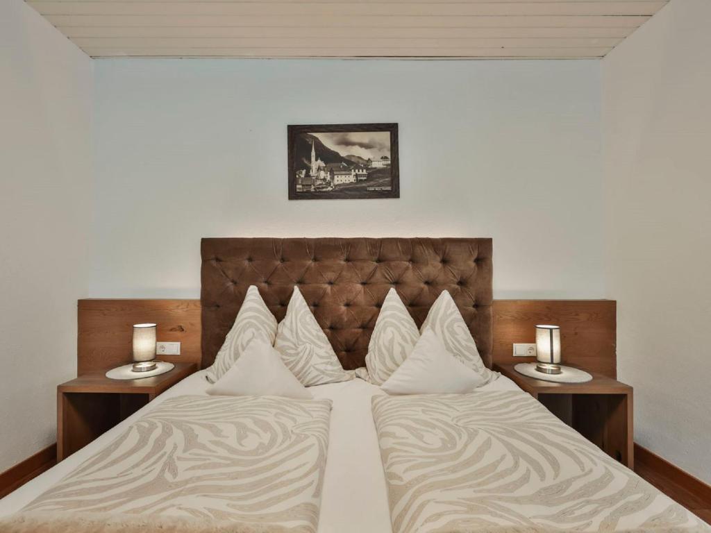Apartment Chalet Sofie-1 by Interhome photo 3