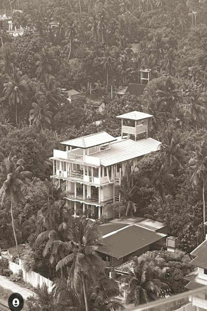 Ocean Bay Surf Resort Weligama photo 3