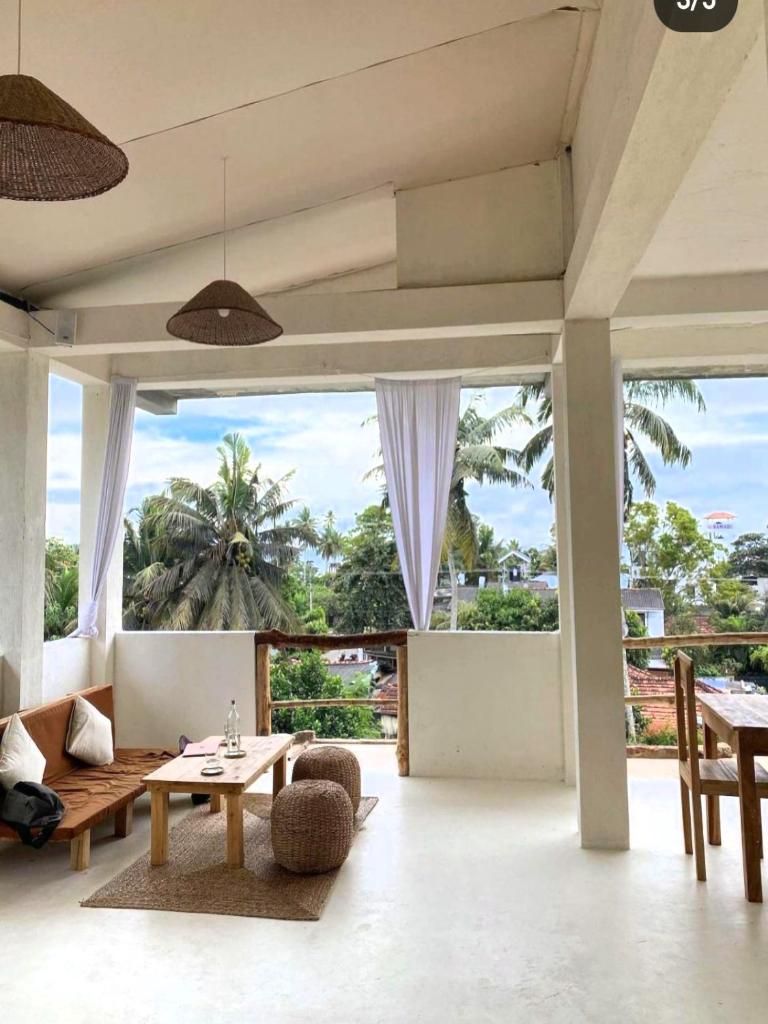 Ocean Bay Surf Resort Weligama photo 4