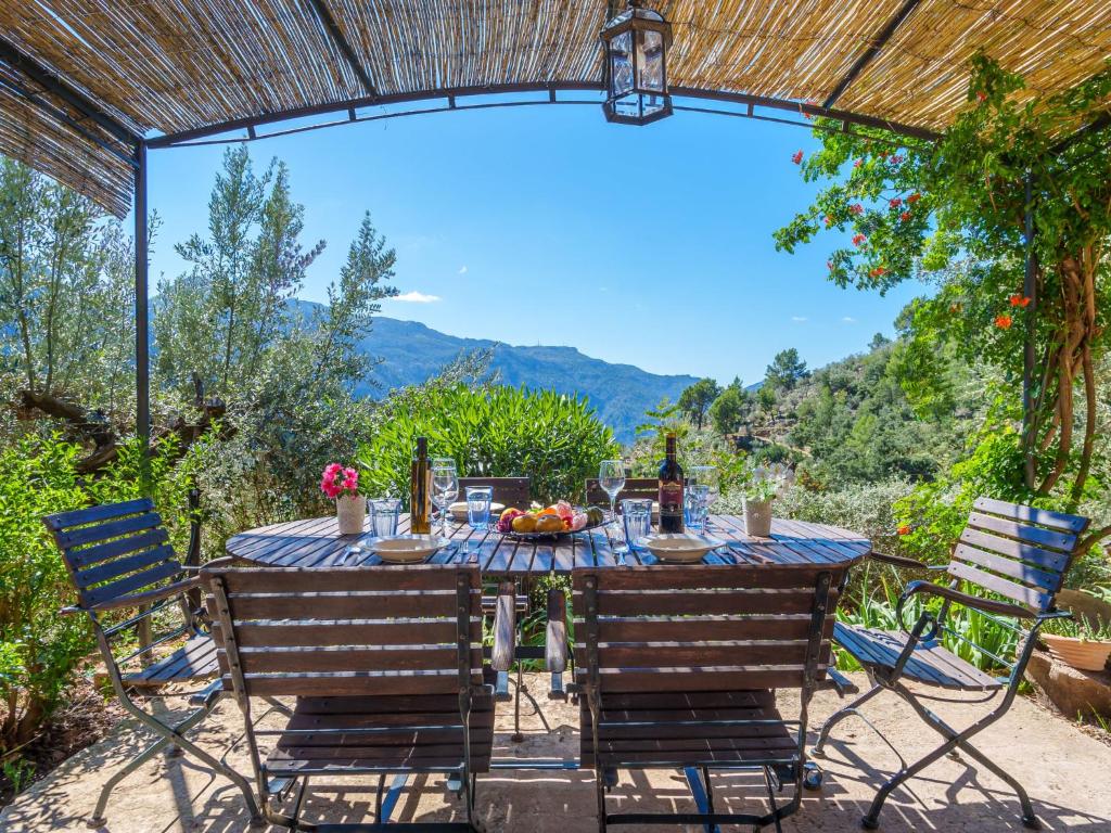 Holiday Home Es Seguers by Interhome