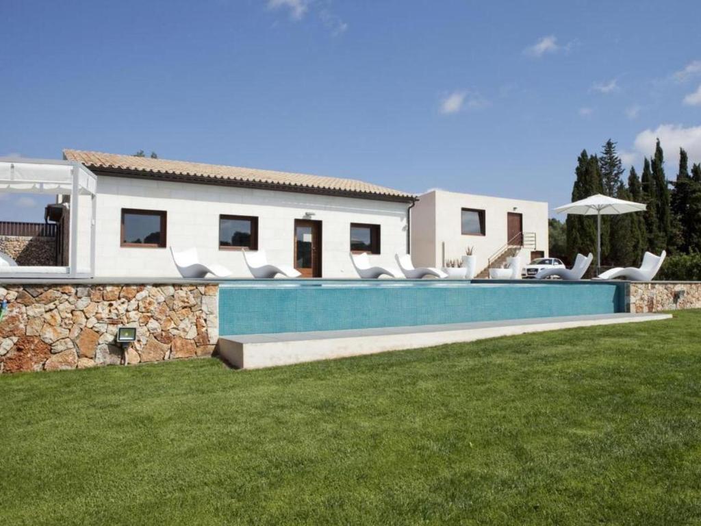 Holiday Home Calet by Interhome